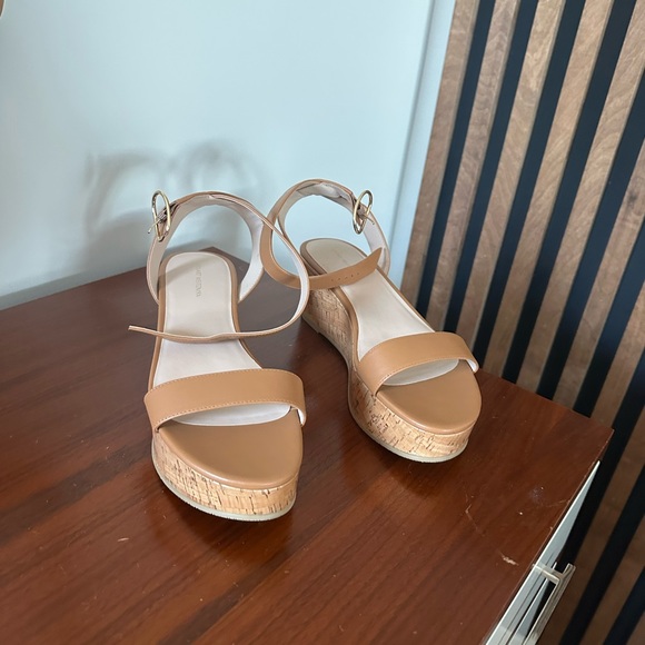 Stewart Weitzman - shoes - size 11 - Picture 3 of 7